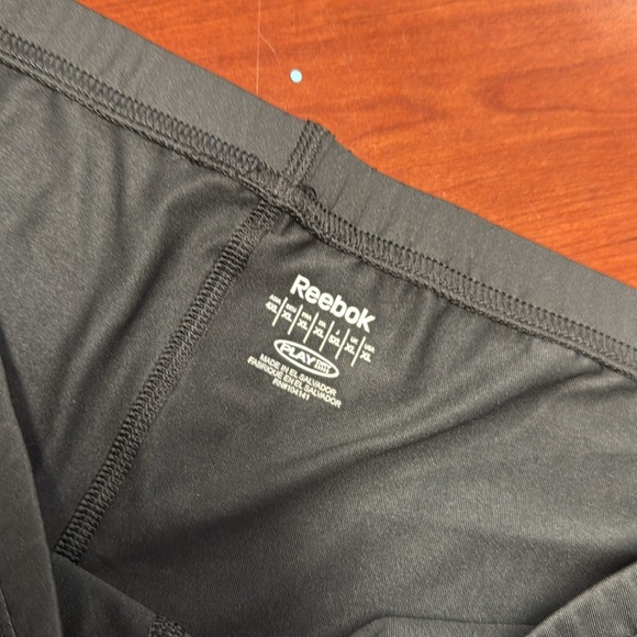 Reebok compression shorts xl // 082912 - Picture 2 of 2